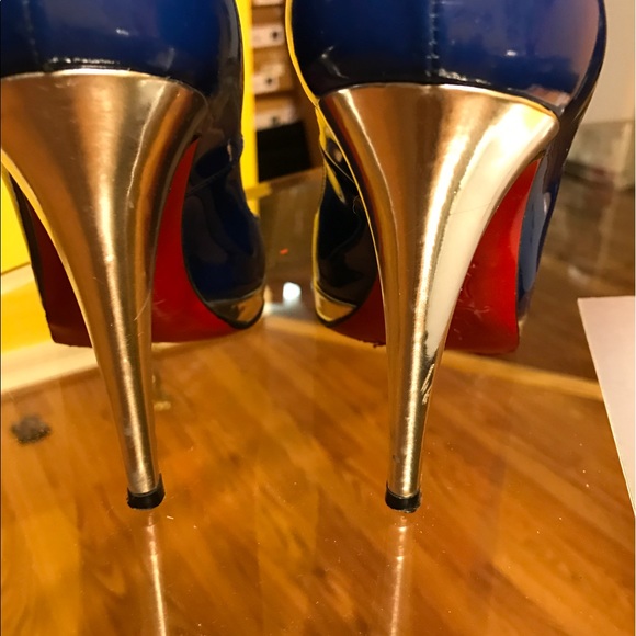 Christian Louboutin 36.5 old décolleté - Picture 3 of 9